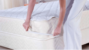 Egyoldalas steppelt sarokgumis matracvédő